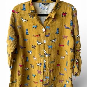 John Mark Dog Print Rayon Blouse Size M Wire Wire Collar Button Down EUC
